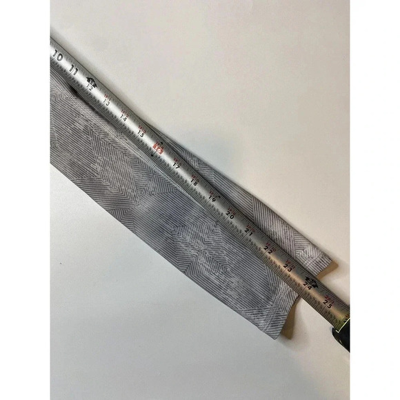 Calia By Carrie Underwood Gray White Printed 7/8 Leggings Womens Size Small - Picture 7 of 9